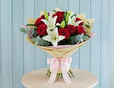 Букет цветов из:  Лилии и Розы в Светлом Томской области
