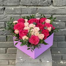 Цветочная композиция из Розы в коробке в Светлом Томской области
