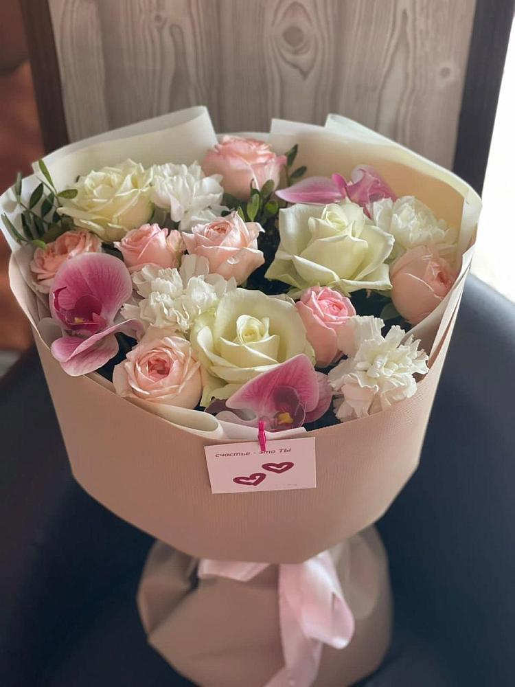 Букет цветов из: Орхидеи, Розы и Гвоздики в Светлом Томской области