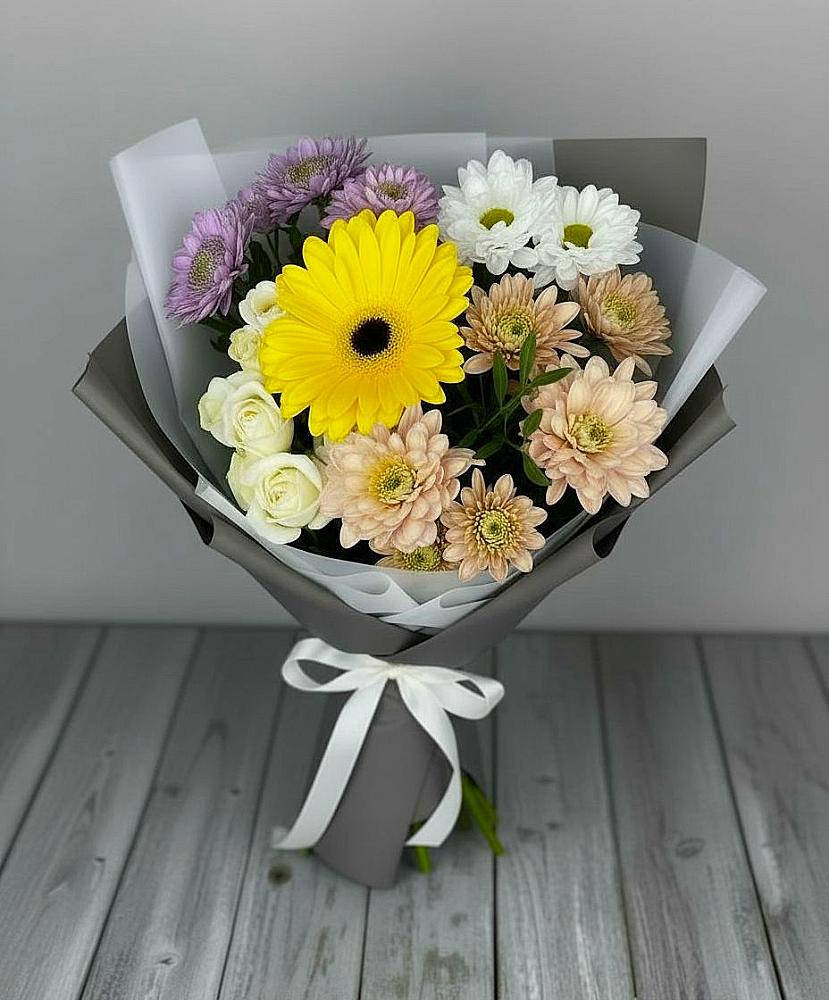 Букет цветов из: Розы, Герберы и Хризантемы в Светлом Томской области