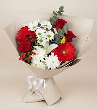 Букет цветов из:  Розы, Хризантемы, Герберы и Лилии в Светлом Томской области