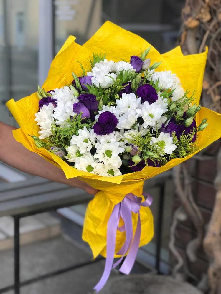 Букет цветов из: Ирисы, Хризантемы и Ромашки в Светлом Томской области