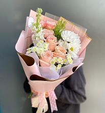 Букет цветов из:  Хризантемы и Розы в Светлом Томской области