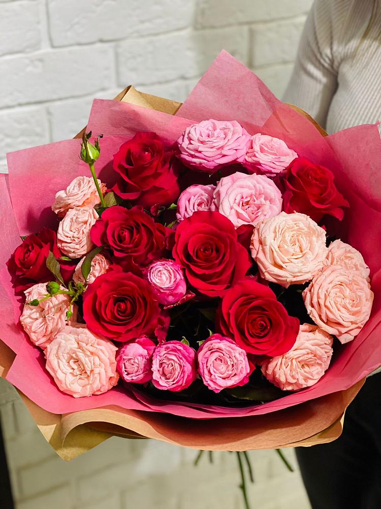 Букет цветов из: Розы в Светлом Томской области