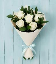 Букет цветов из:  Розы в Светлом Томской области