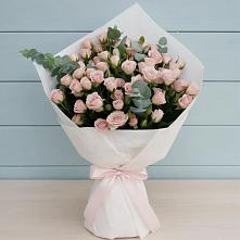 Букет цветов из:  Розы #REPLACE_PRED# Светлом Томской области